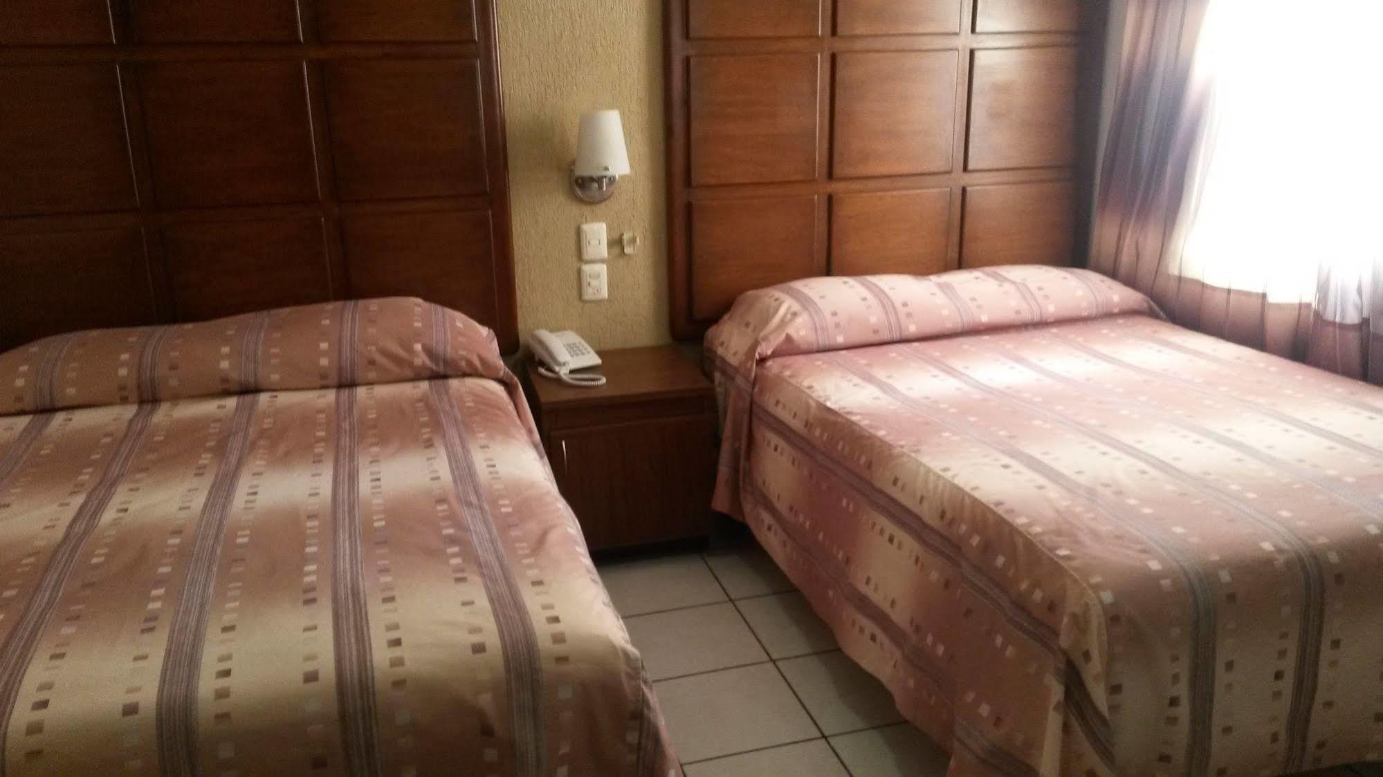 Hotel California Tuxpan  Exterior photo